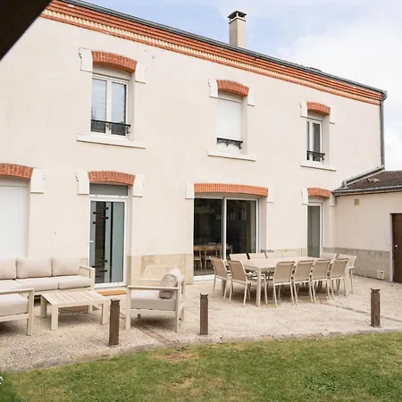 Maison Dethune Bed & Breakfast 3*